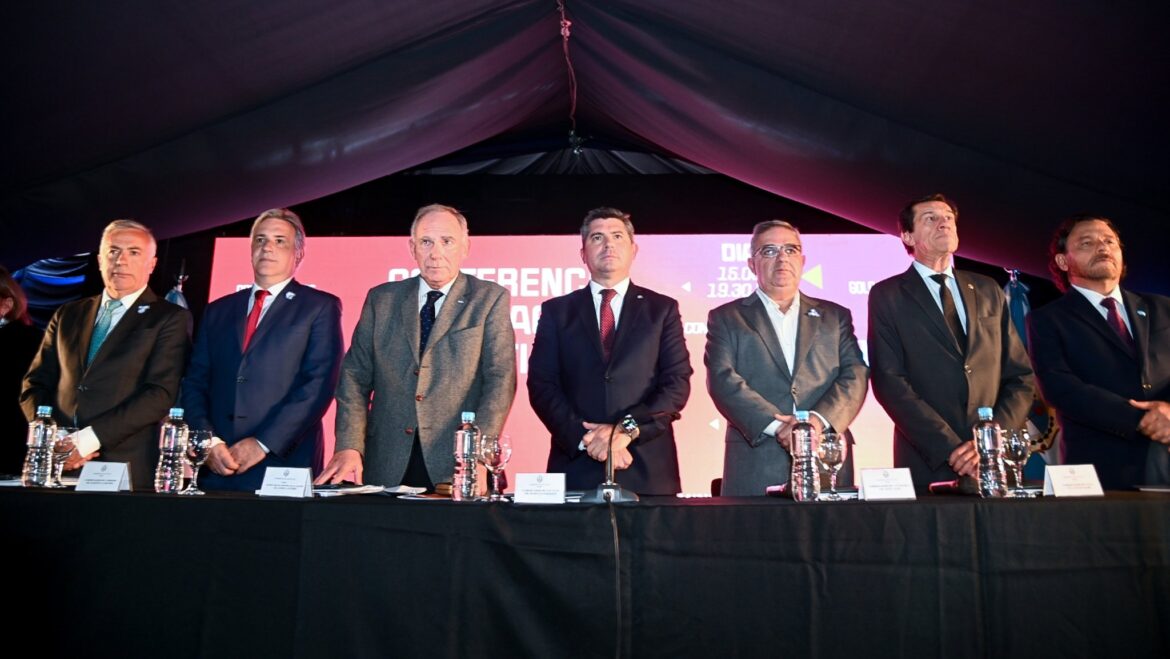 Cinco gobernadores formaron la “Mesa del Cobre” y destacaron el “contexto internacional favorable”